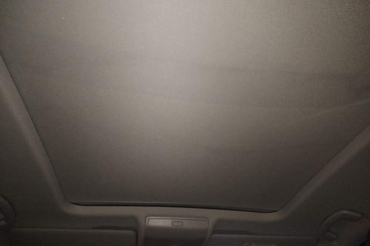 Used Volkswagen Tiguan L 2023 330TSI Automatic Two-Wheel Drive R-Line Flagship Edition