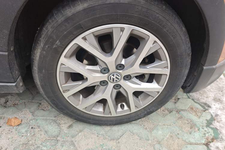 Used Volkswagen Polo 2014 1.6L Cross Polo Automatic