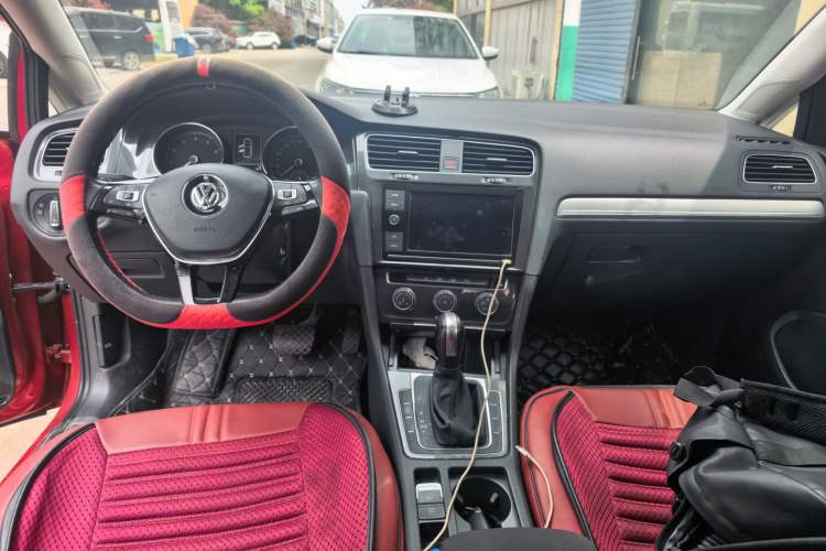 Used Volkswagen Golf 2019 200TSI DSG Comfort & Ambition Edition China VI Standard