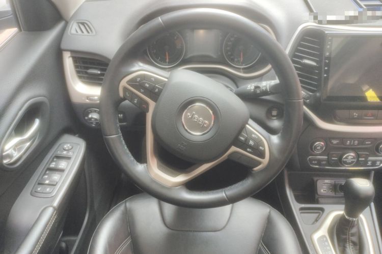 Used Jeep Cherokee 2017 2.4L Leading Edition