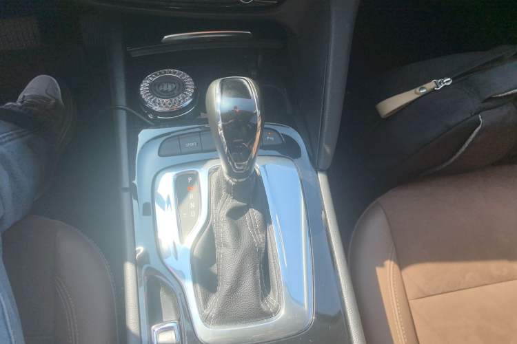 Used Buick Regal 2019 20T Elite Version China VI Standard
