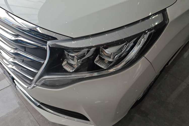 Used GAC Trumpchi M8 2020 390T Deluxe Edition
