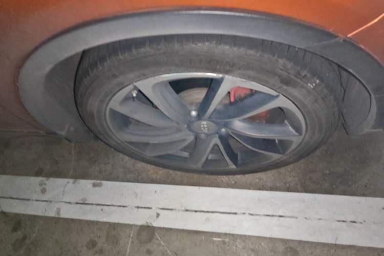 Used Geely Auto Emgrand GS 2016 Sport Edition 1.3T Automatic ZhenShang Model Exterior 1