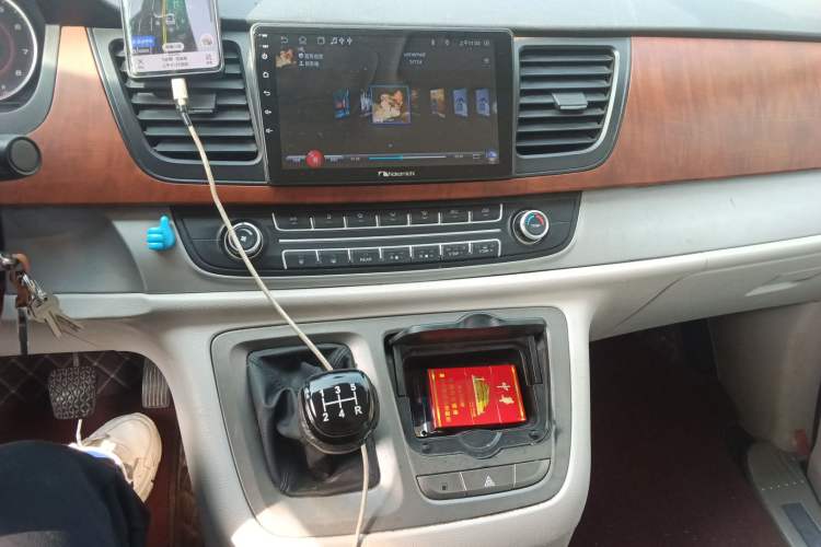 Used SAIC MAXUS G10 2016 2.4L Manual Elite Edition