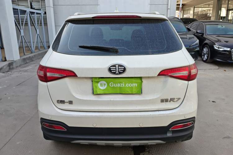 Used FAW Senya R7 2016 1.6L Manual Luxury Model