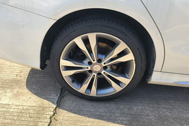 Used Mercedes-Benz C-Class 2015 C 200 L 4MATIC Sport Edition
