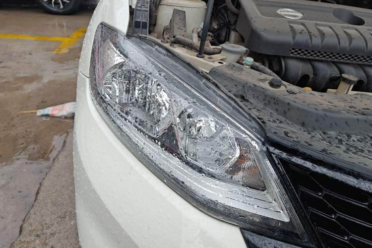 Used Nissan Tiida 2021 1.6L CVT Cool Edition
