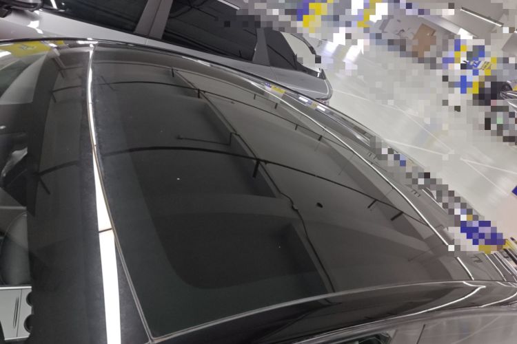 Used Tesla Model Y 2023 Rear-Wheel-Drive Version Roof