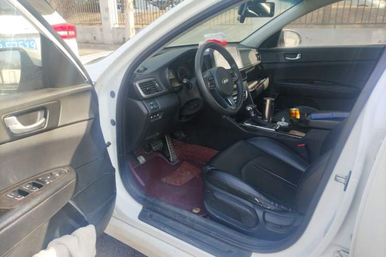 Used Kia K5 2016 2.0L Automatic GLS