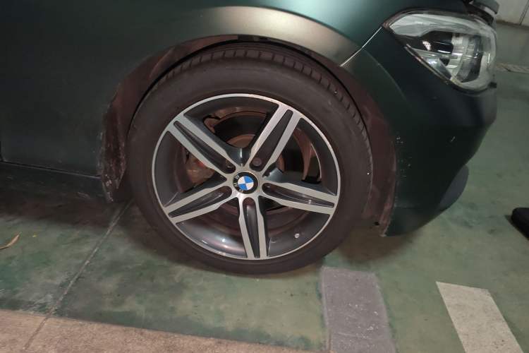 Used BMW 1 Series 2015 120i Sport Design Package
