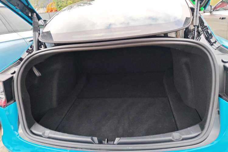 Used Tesla Model 3 2022 Rear-Wheel-Drive Version Trunk