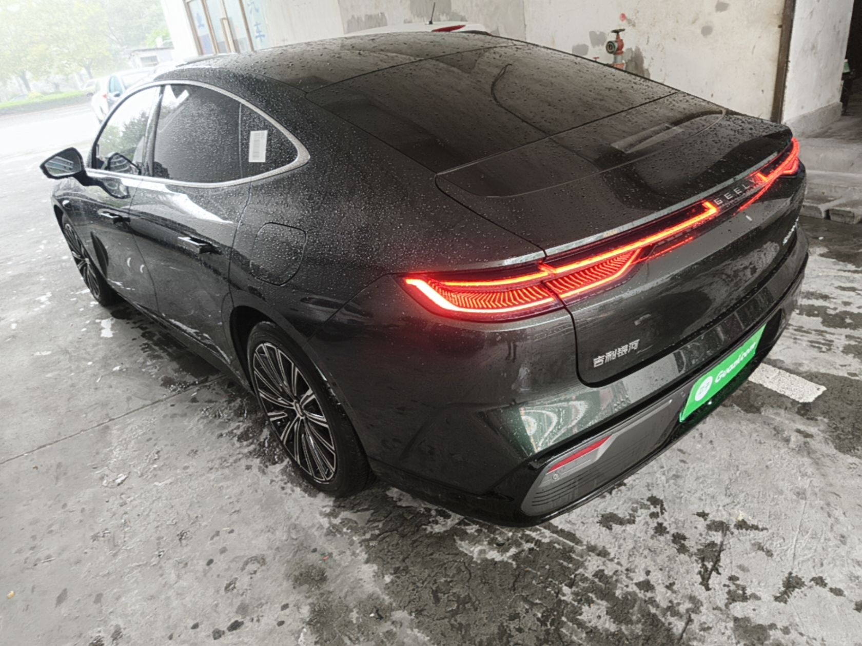 Geely Galaxy 8 2025 130km EM-P Starship Edition — снимка 4