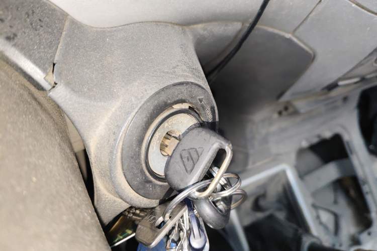 Used Foton Scenic 2011 2.0T Express Classic Long-Wheelbase Version 4D20
