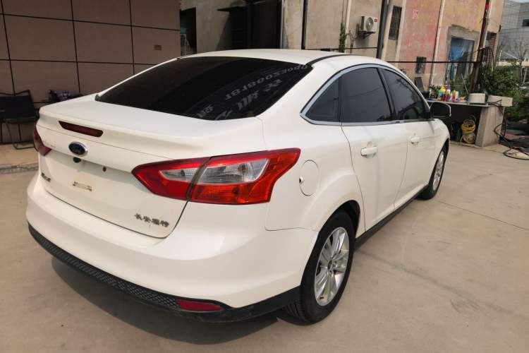 Used Ford Focus 2012 Sedan 1.6L Automatic Comfort Model Rear Right 45 Deg