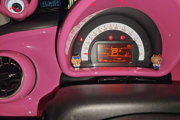 Used smart fortwo 2015 1.0L 52 kW hardtop Dynamic version