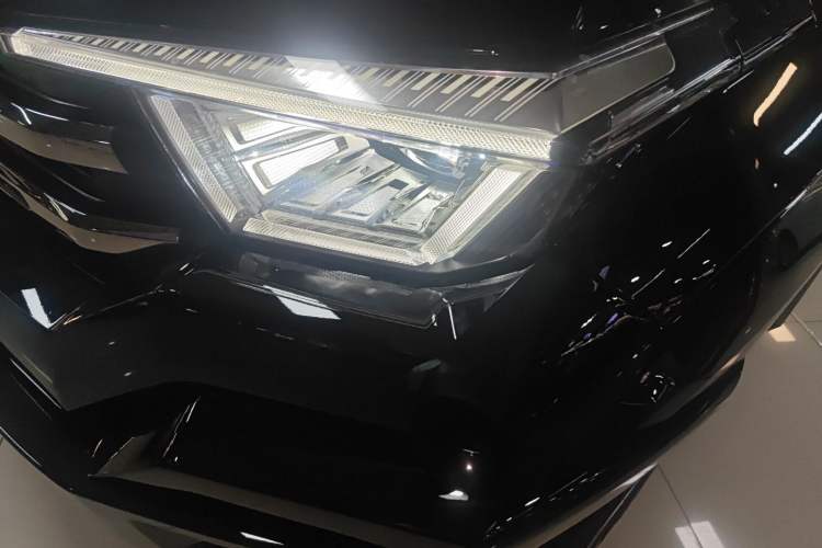 Used Tank 400 New Energy 2024 Hi4-T Off-Road Edition Left Front Headlight