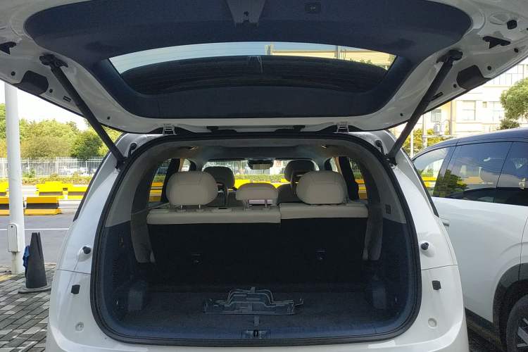 Used Zeekr MIX 2025 Long-Range Intelligent Driving Edition