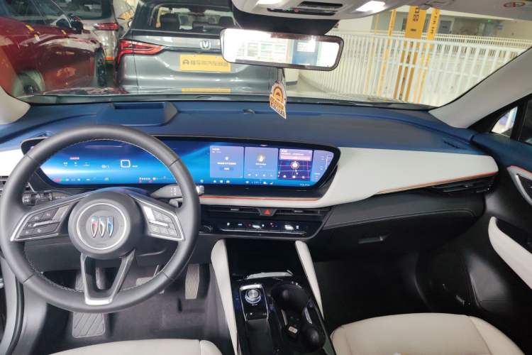 Used Buick Envision 2025 Encore Plus Four-Wheel Drive Avenir