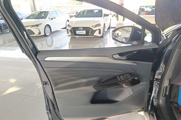 Used Volkswagen ID.4 CROZZ 2025 Pure Edition