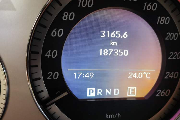 Used Mercedes-Benz GLK-Class 2011 GLK 300 4MATIC Dynamic Model