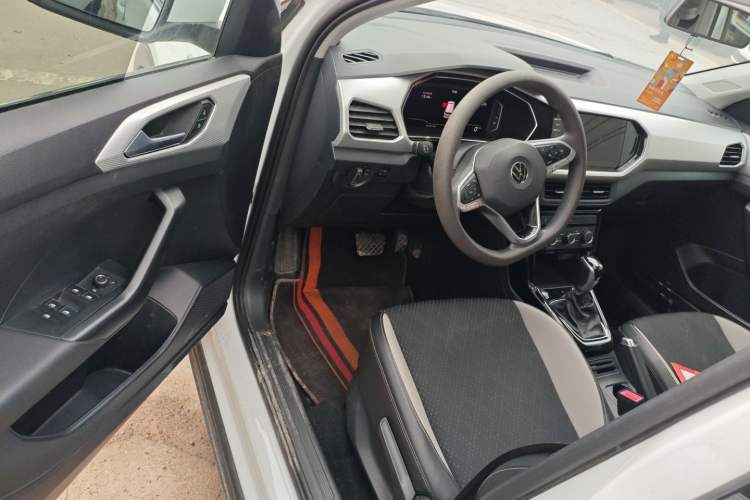 Used Volkswagen Tacqua 2023 200TSI DSG Joy-Connect Edition