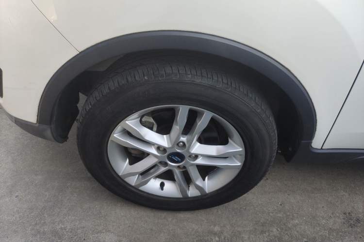 Used Oshan COS5 2019 1.6L Automatic Classic Model China VI Standard