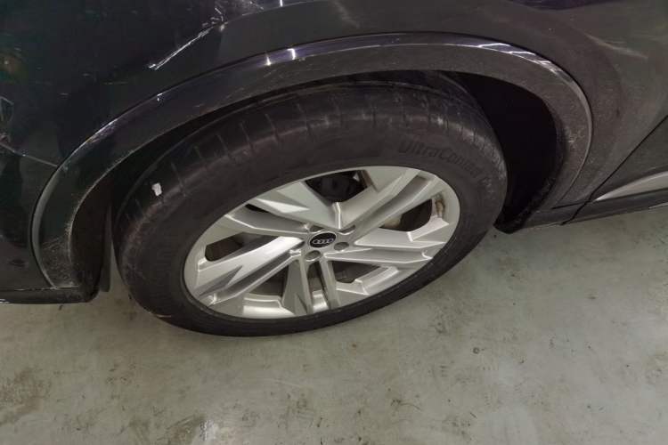 Used Audi Q7 2021 45 TFSI quattro S line Sport model
