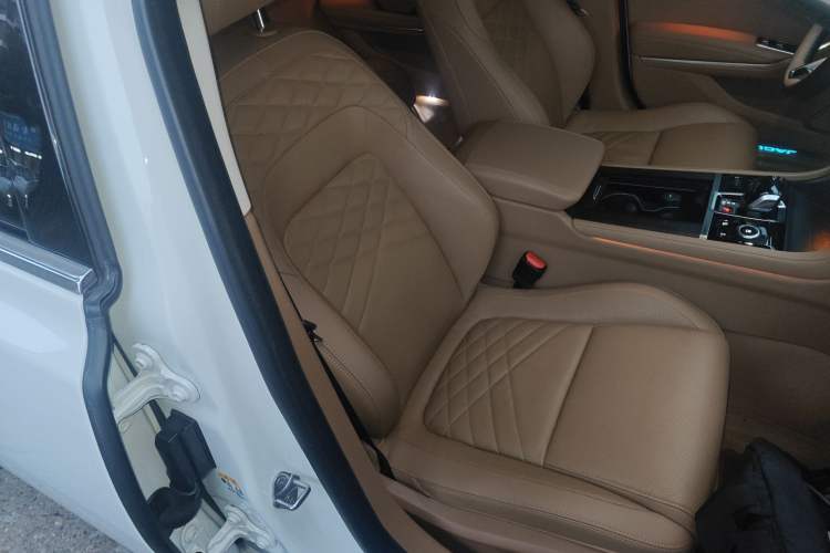 Used Jaguar XFL 2022 XFL 2.0T P250 Two-Wheel-Drive Prestige Luxury Edition