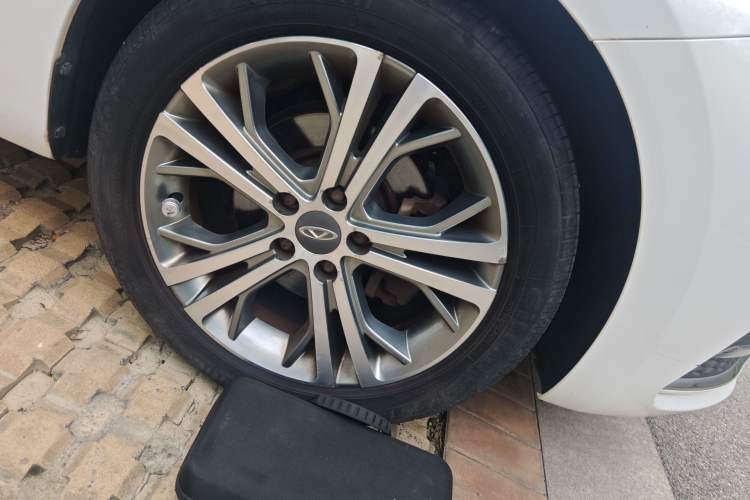 Used Chery Arrizo 5 2017 1.5L Manual Luxury Edition Right Front Wheel Hub