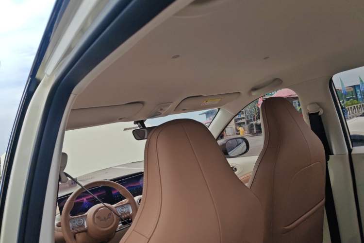 Used Wuling Bingo 2025 333 km Lingxi Deluxe Edition Headliner