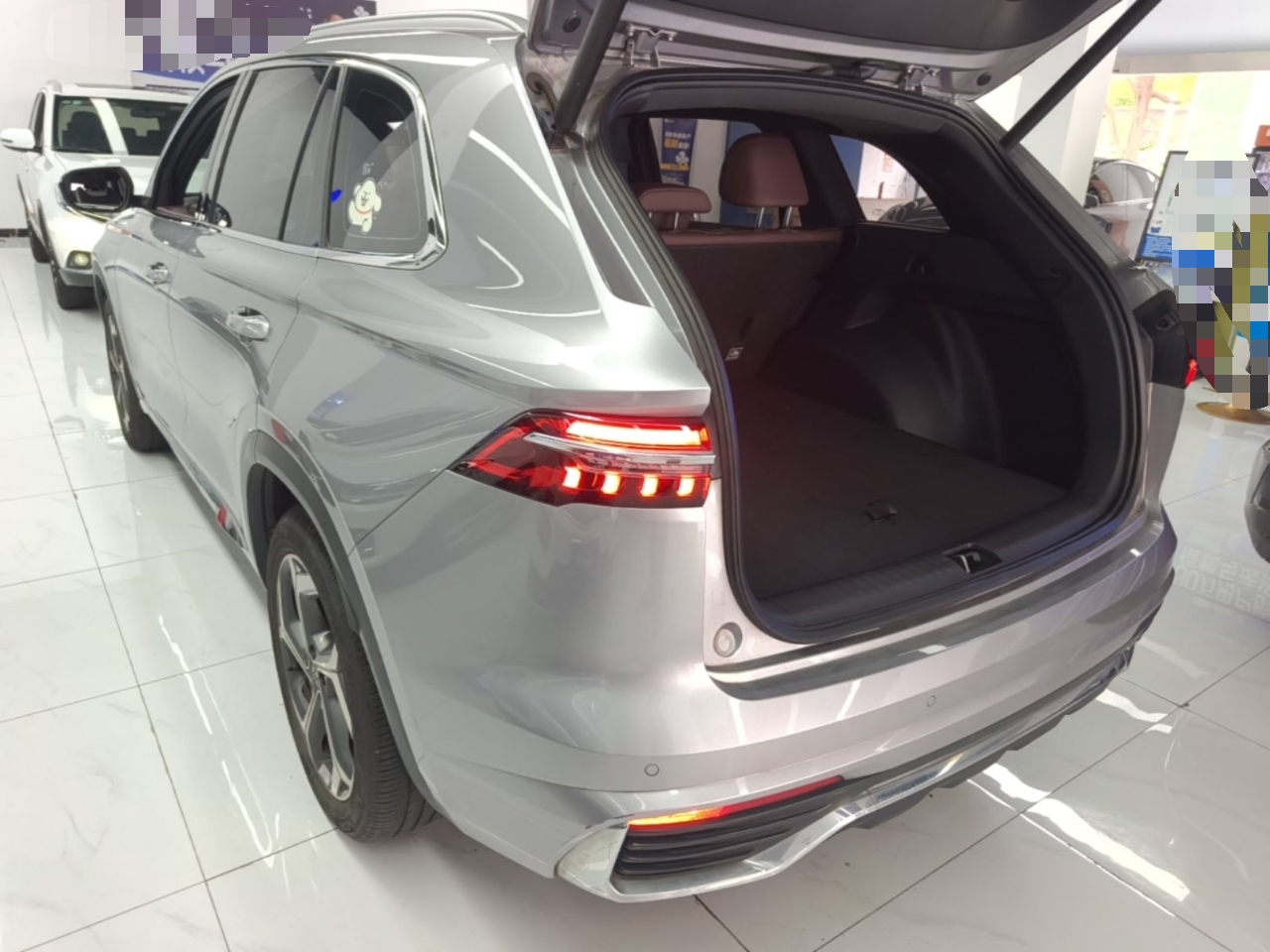 Geely Auto Monjaro L 2024 2.0TD High-Power Automatic Two-Wheel Drive Yunqi Version — снимка 4