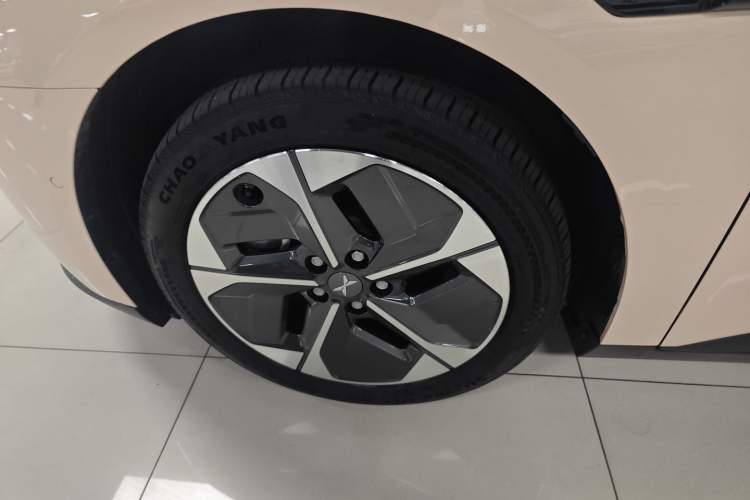 Used XPeng MONA M03 2024 620 with Ultra-Long Range
