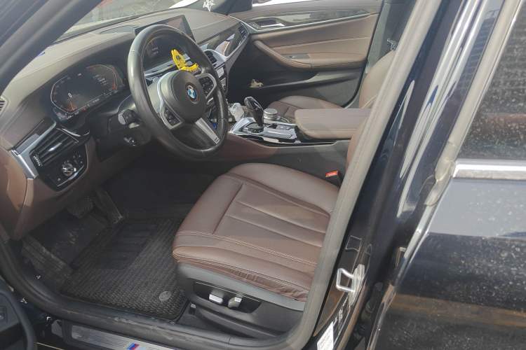 Used BMW 5 Series 2020 525Li M Sport Package
