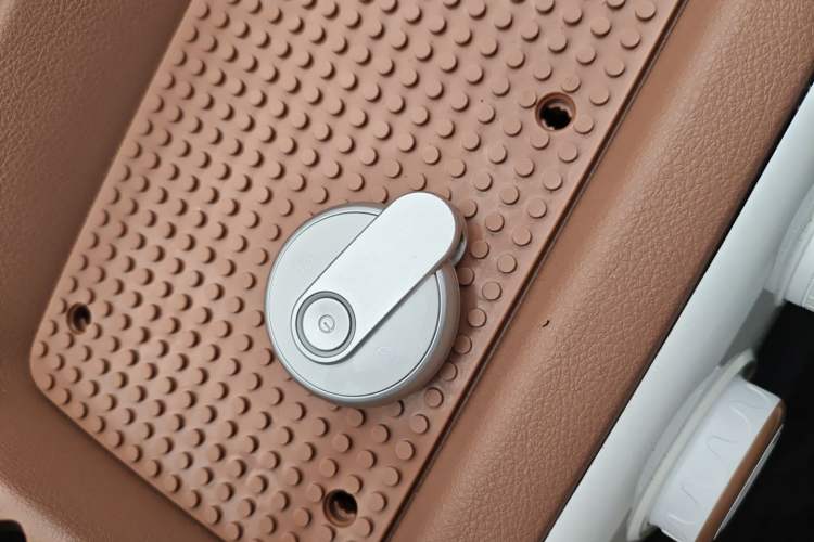 Used Bestune Pony 2026 222km Colorful Horse
