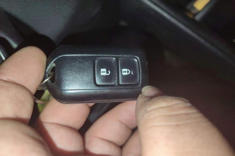 Used Toyota YARiS L Zhi Xuan 2020 X-Trail X 1.5L CVT Leading Edition