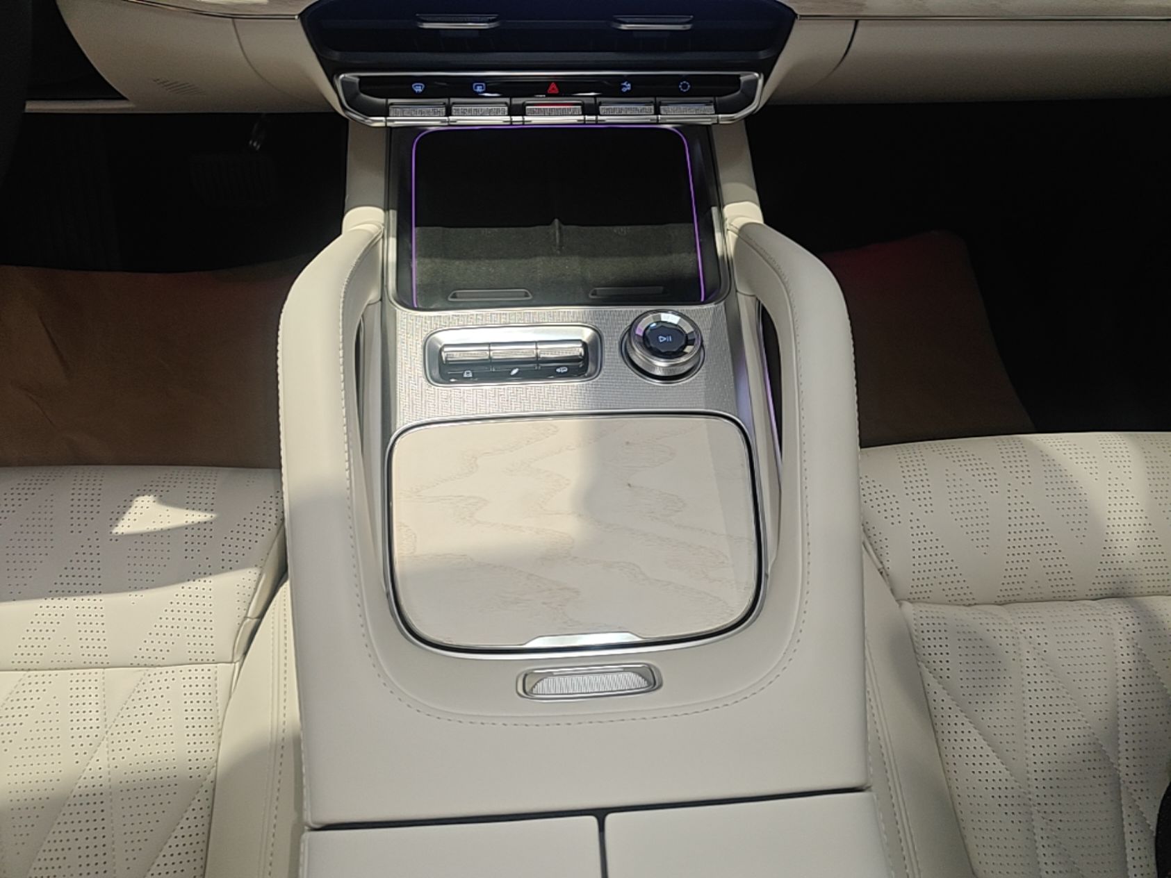 Zeekr 8X 2026 Model Max Edition 55kWh — снимка 16