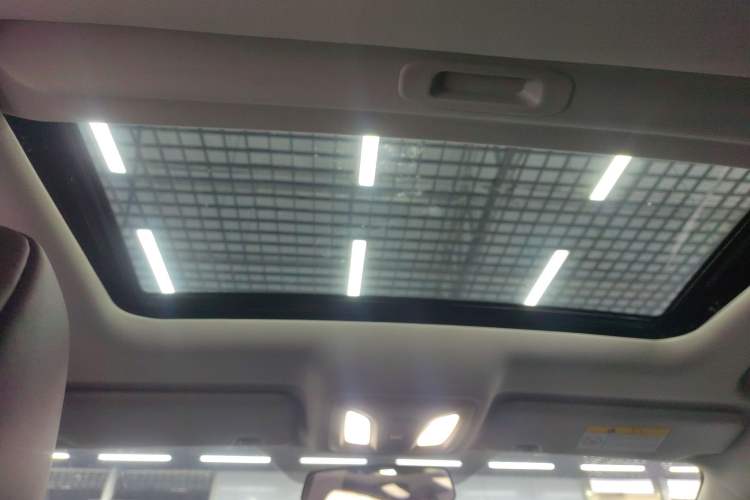 Used CHANGAN Eado 2025 PLUS 1.5L Manual Luxury Edition Headliner