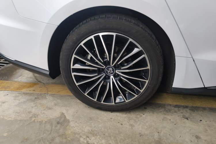 Used BYD Han 2020 EV Long-Range Luxury Model Exterior 5