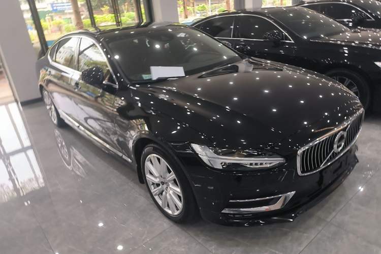 Used Volvo S90 2020 T5 Zhiyi Luxury Edition
