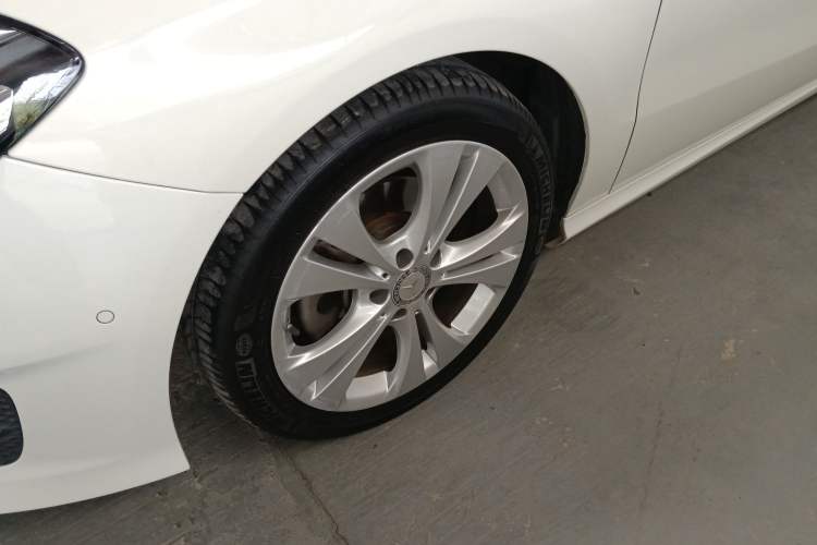 Used Mercedes-Benz B-Class 2015 B 200 Fashion Model Exterior 4