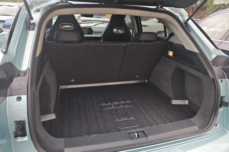 Used NETA U 2022 Zhi 400 Lithium-Nickel-Manganese-Cobalt Energy System
