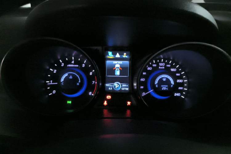 Used CHANGAN CS75 2016 1.8T Automatic Elite Model China V Standard