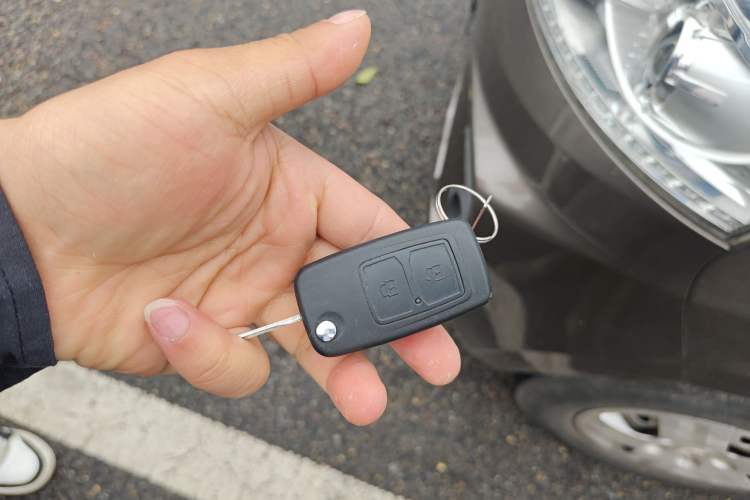 Used CHANGAN KAICHENG Ruixing M60 2020 1.5L Standard Version China VI 6-Seater DAM15KR