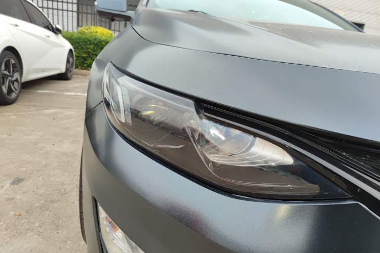 Used Chevrolet Malibu XL 2021 Redline 550T Automatic Sharp Edition Right Front Headlight