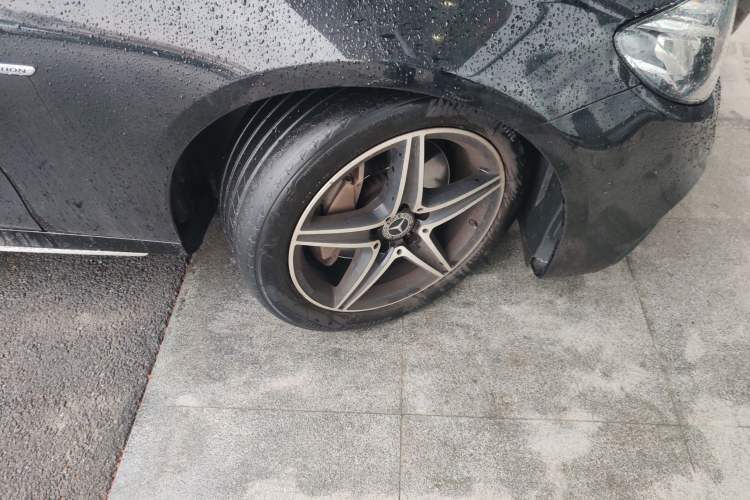 Used Mercedes-Benz E-Class 2020 Restyled E 300 L Sporty and Stylish Edition
