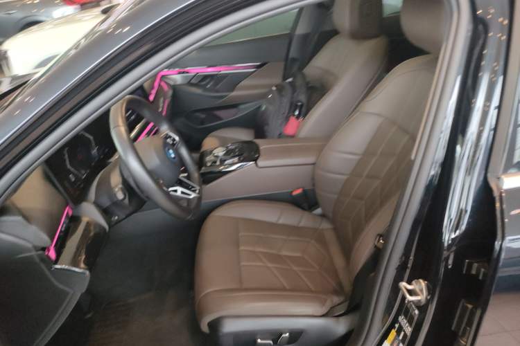 Used BMW i5 2024 eDrive 35L M Sport Package