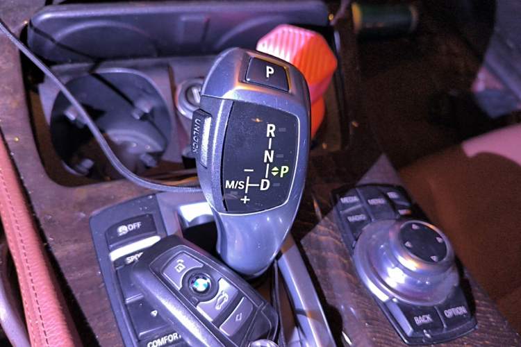 Used BMW 5 Series 2017 525Li Leading Model Gear Lever