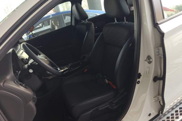 Used Honda XR-V 2017 1.8L EXi CVT Comfort Version
