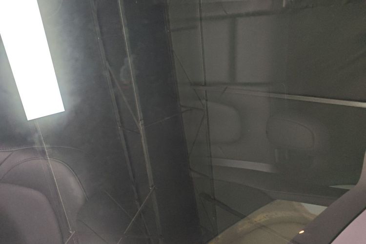 Used Tesla Model Y 2024 Rear-Wheel-Drive Version Headliner