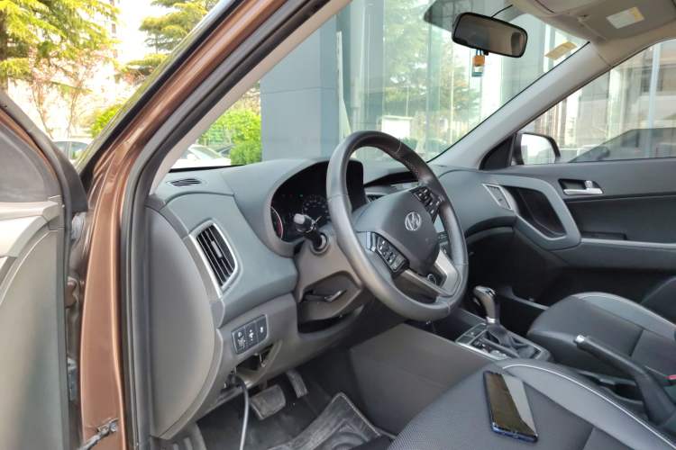 Used Hyundai ix25 2015 1.6L Automatic Two-Wheel Drive Smart GLS Trim